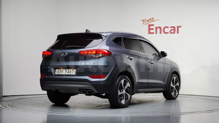 Hyundai Tucson 2016 — 2