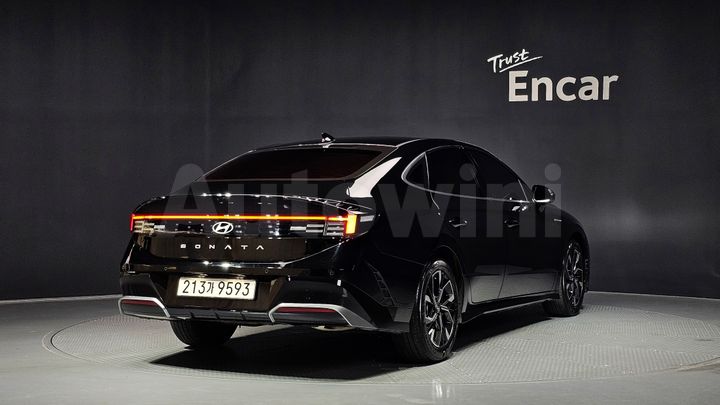 Hyundai Sonata 2025 — 2