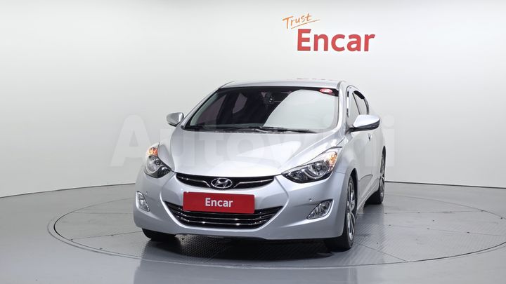 Hyundai Avante 2013 — 3