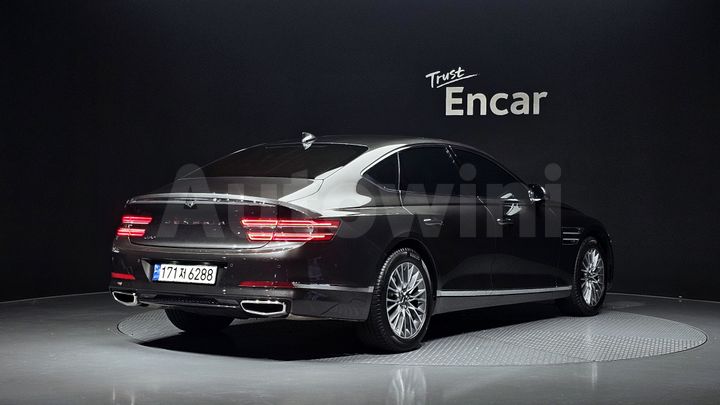 Genesis G80 2024 — 2