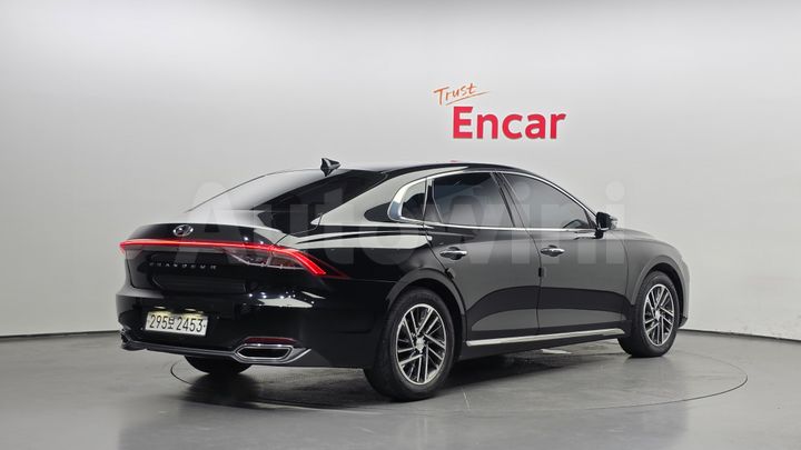 Hyundai Grandeur 2022 — 2