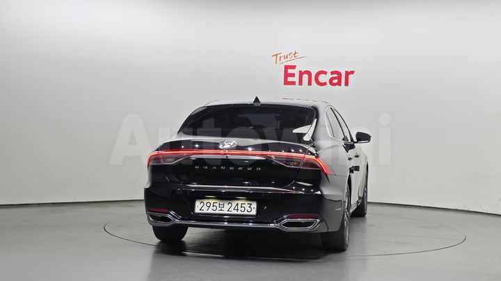 Hyundai Grandeur 2022 — 4