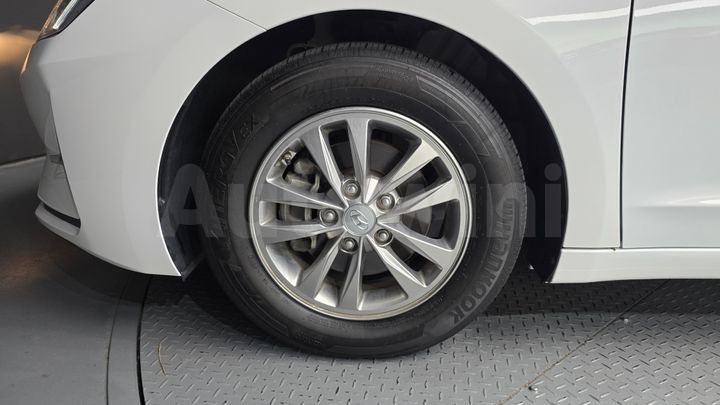 Hyundai Avante 2019 — 5