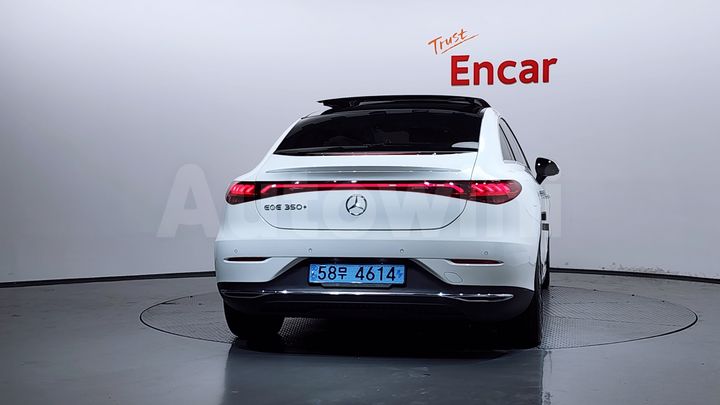 Mercedes-Benz EQE 2023 — 4