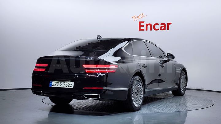 Genesis G80 2022 — 2