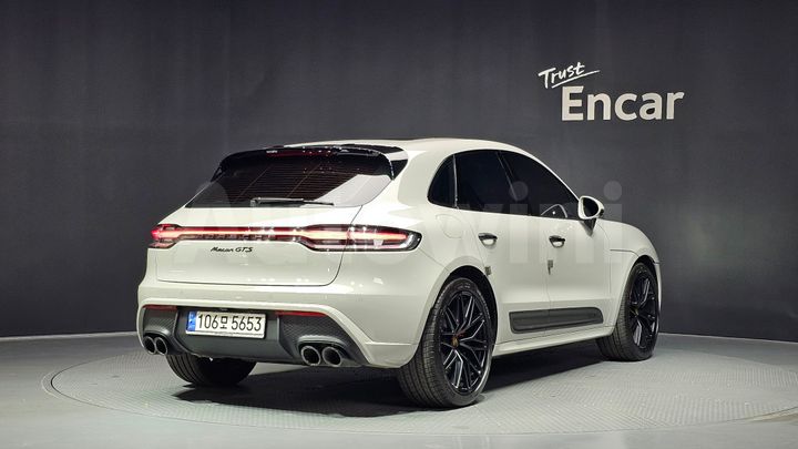 Porsche Macan 2024 — 2