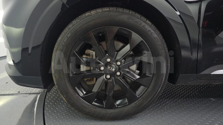 Kia Carnival 2021 — 4