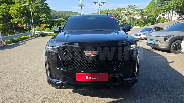 Cadillac Escalade 2023 — 3