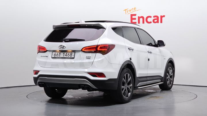 Hyundai SantaFe 2018 — 2