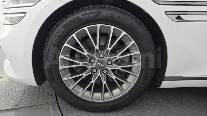 Genesis G80 2022 — 5