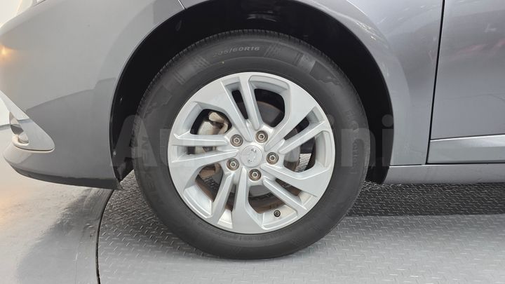 Renault SM3 2019 — 5