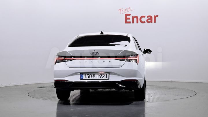 Hyundai Avante 2021 — 4