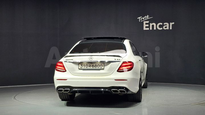 Mercedes-Benz E Class 2019 — 4