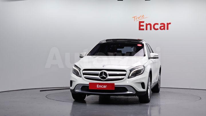 Mercedes-Benz GLA Class 2017 — 3