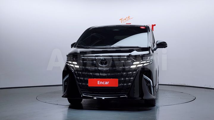 Toyota Alphard 2025 — 3