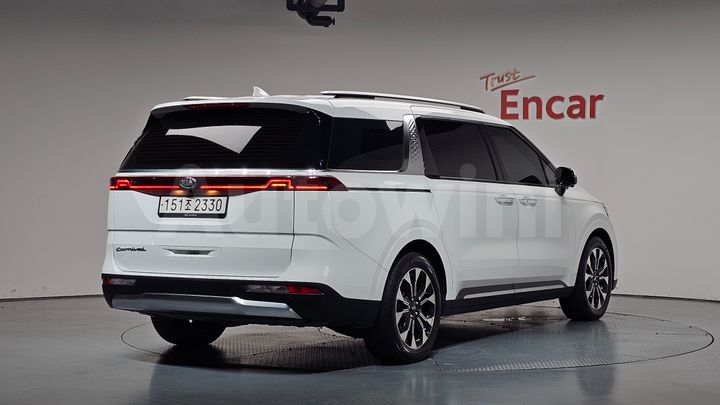 Kia Carnival 2021 — 2