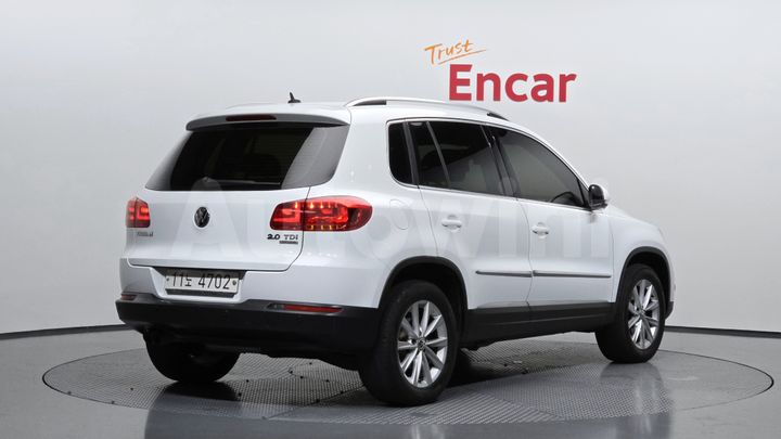 Volkswagen Tiguan 2015 — 2