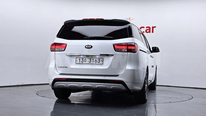 Kia Carnival 2016 — 4