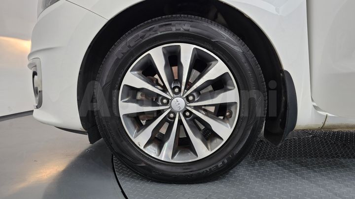 Kia Carnival 2016 — 5