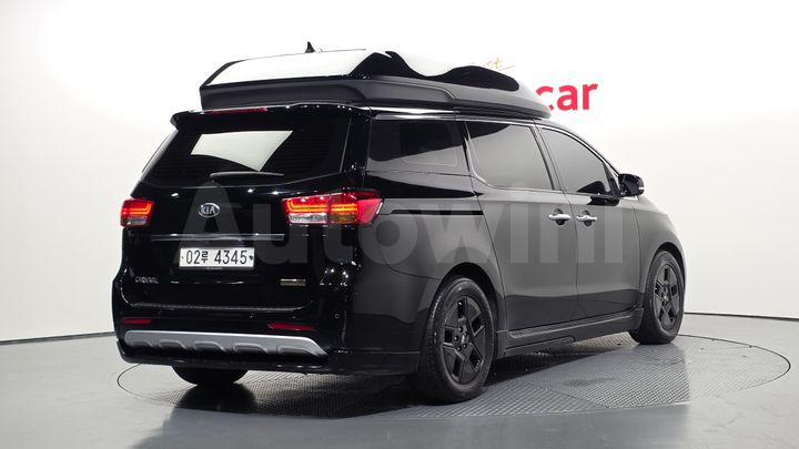 Kia Carnival 2018 — 2