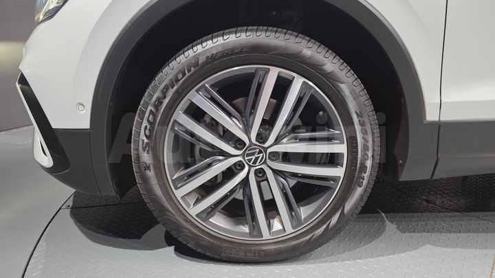 Volkswagen Tiguan 2023 — 5