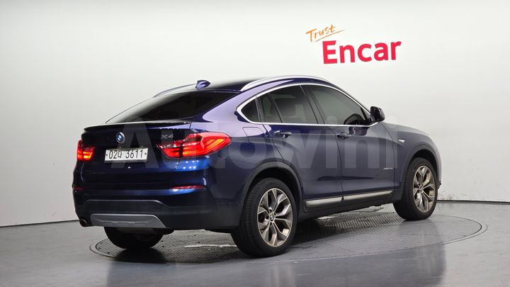 BMW X4 2017 — 2