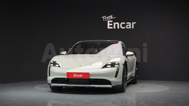 Porsche Taycan 2022 — 3