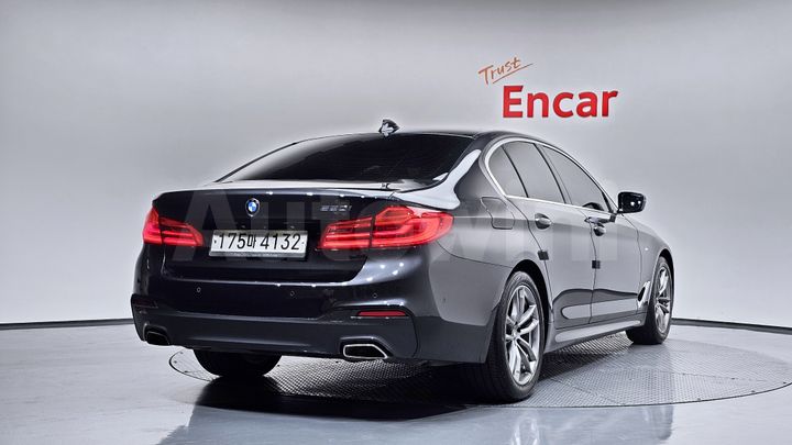 BMW 5 Series 2020 — 2