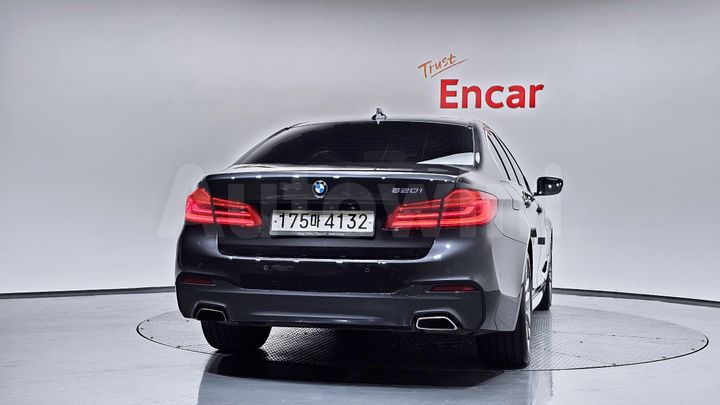 BMW 5 Series 2020 — 4