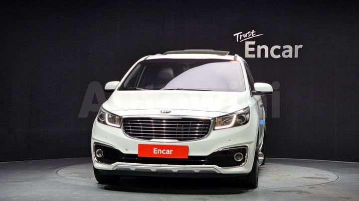 Kia Carnival 2015 — 3