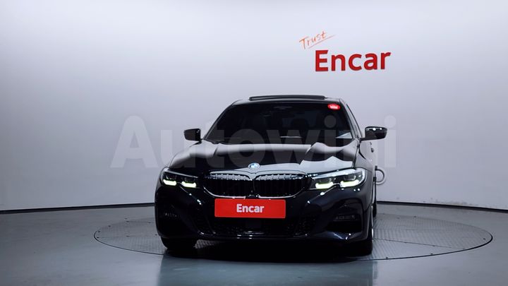 BMW 3 Series 2021 — 3