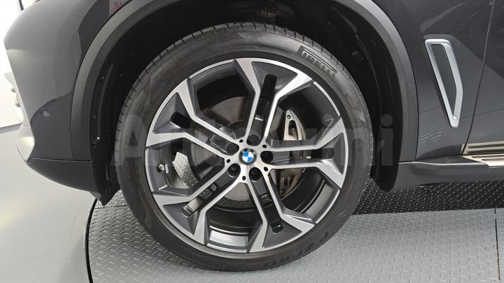 BMW X5 2023 — 5