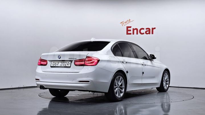 BMW 3 Series 2018 — 2