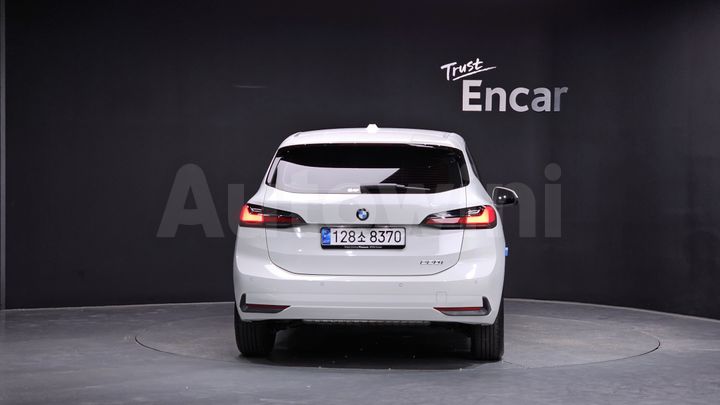 BMW 2 Series 2025 — 4