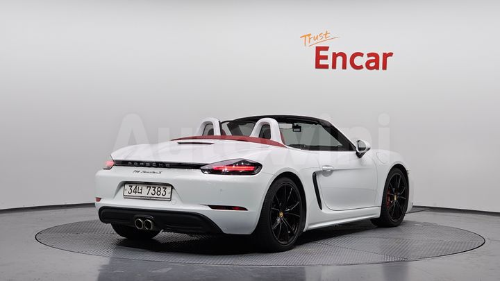 Porsche 718