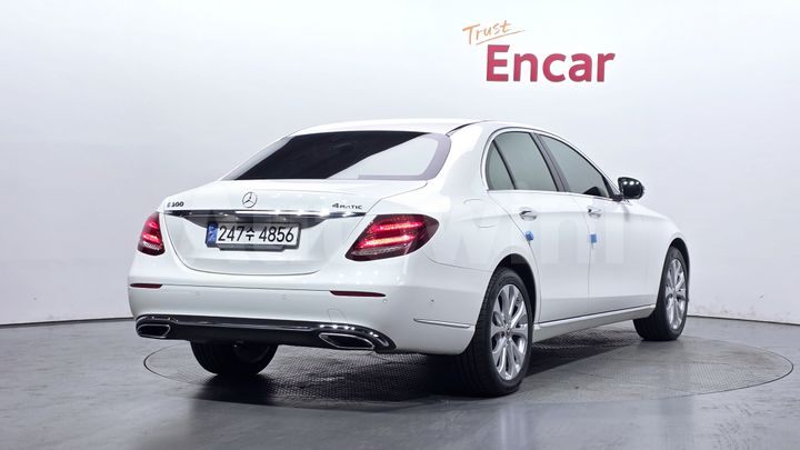 Mercedes-Benz E Class 2019 — 2