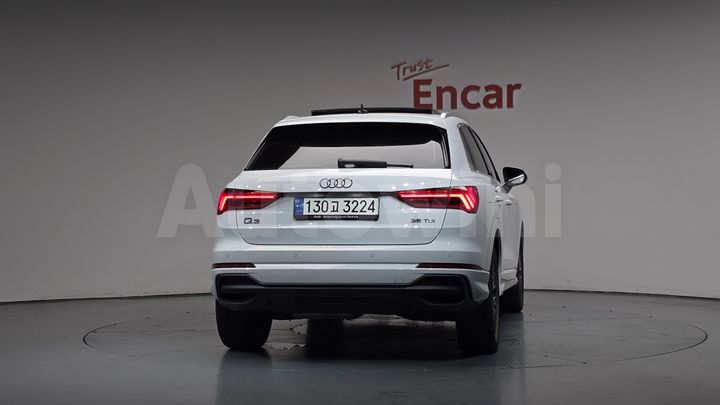 Audi Q3 2023 — 3