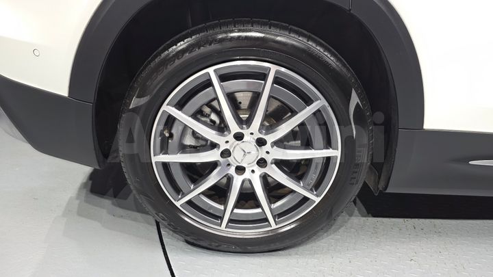 Mercedes-Benz GLB Class 2023 — 5
