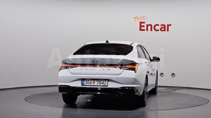 Hyundai Avante 2021 — 4