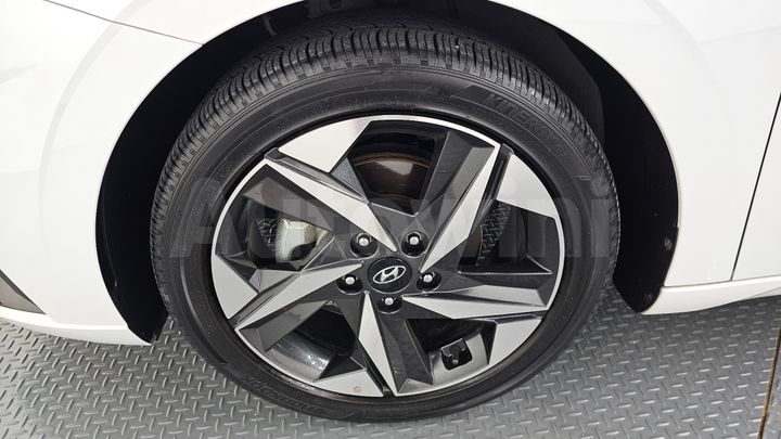Hyundai Avante 2021 — 5