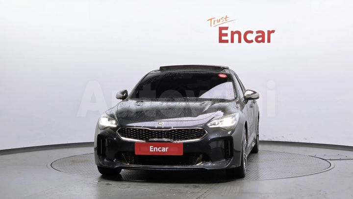 Kia Stinger 2019 — 3
