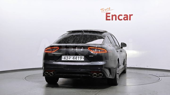 Kia Stinger 2019 — 4