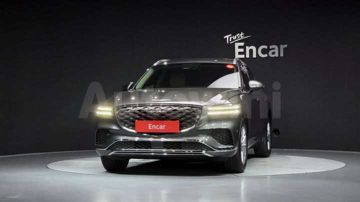 Genesis GV70 2025 — 3