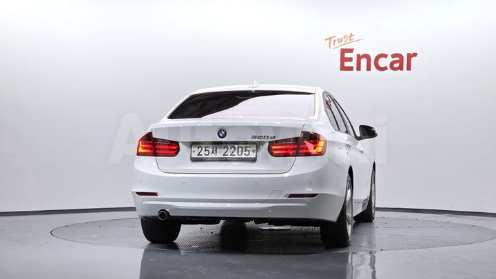 BMW 3 Series 2015 — 3