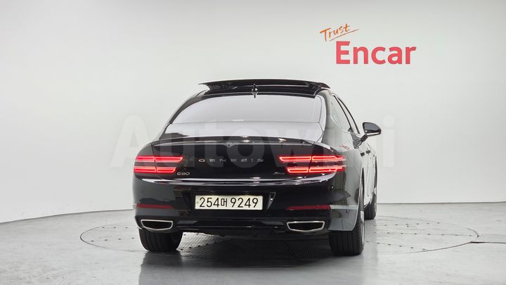 Genesis G80 2022 — 4