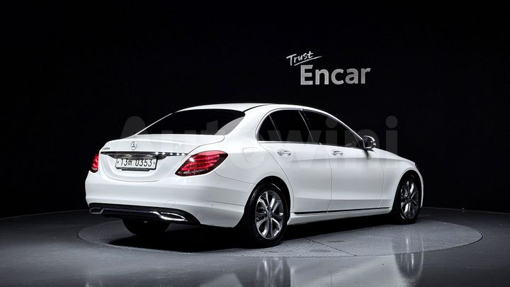 Mercedes Benz C Class 2016 — 2