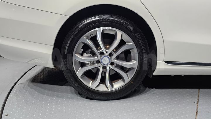 Mercedes Benz C Class 2016 — 5