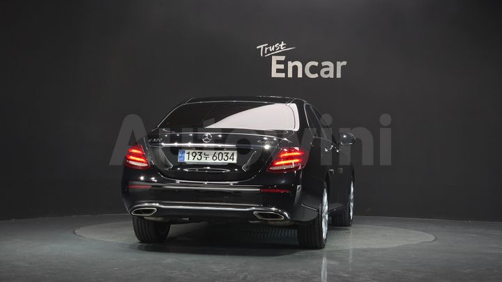 Mercedes Benz E Class 2020 — 4