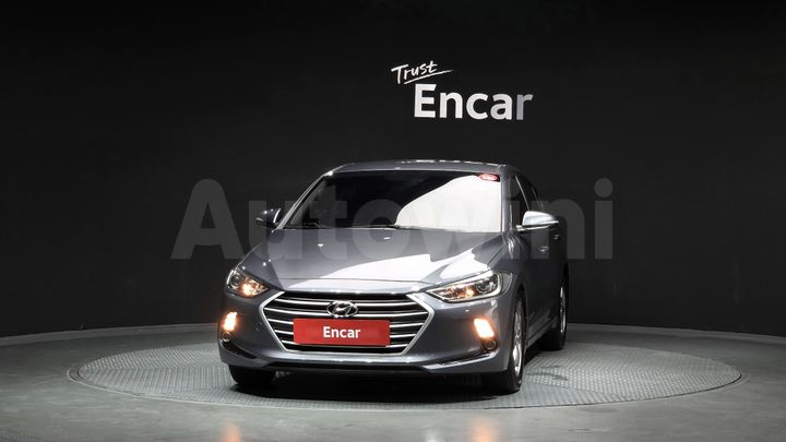 Hyundai Avante 2016 — 3