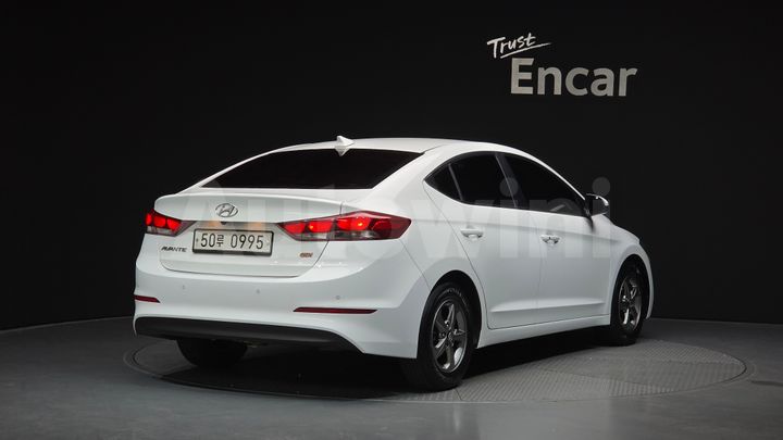 Hyundai Avante 2016 — 2